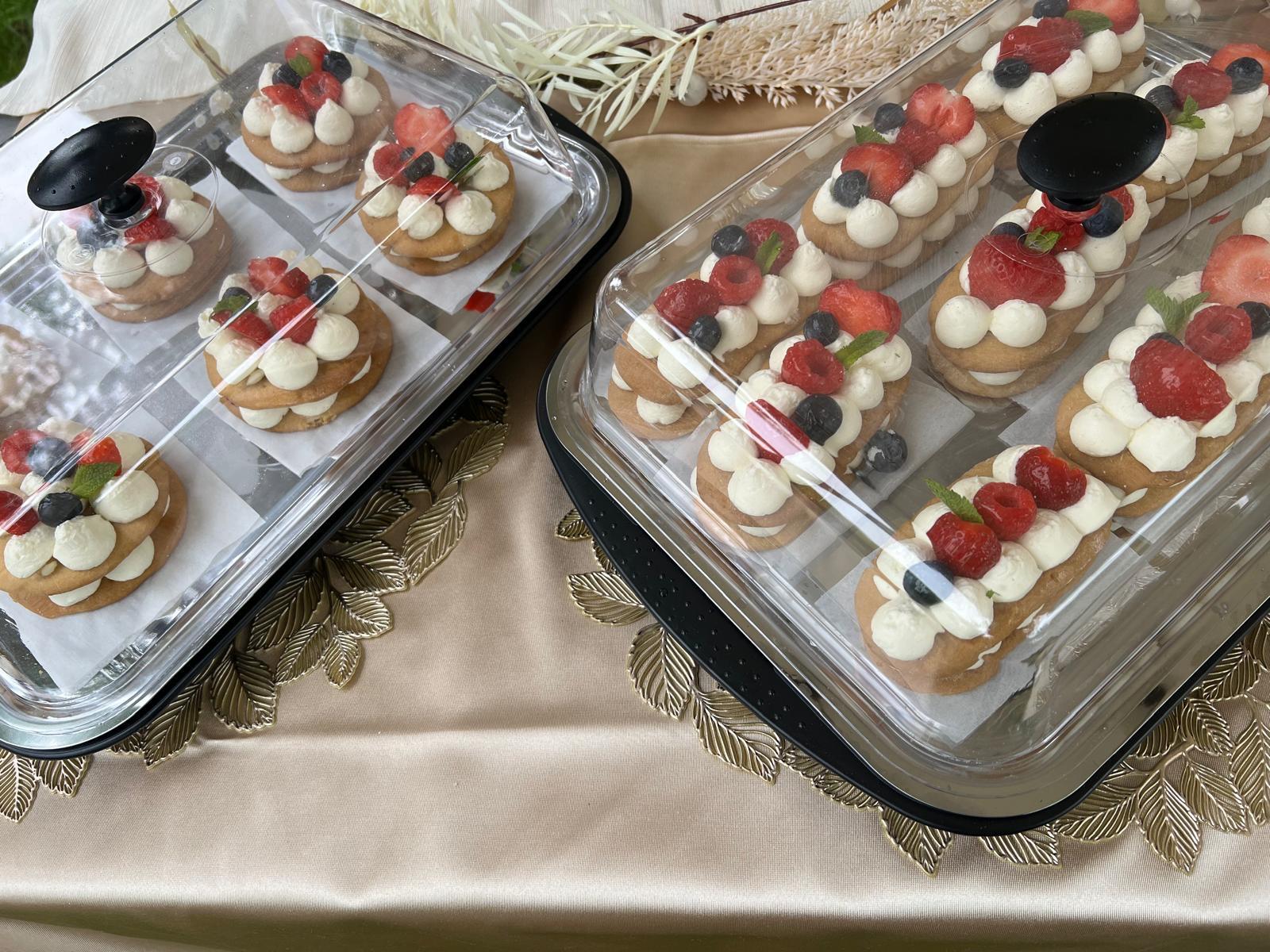 Verfijnde desserts met vers fruit